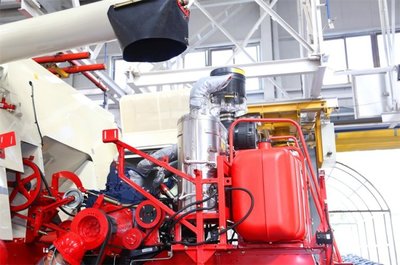 國四時(shí)代，濰柴雷沃智慧農(nóng)業(yè)以科技實(shí)力為發(fā)動機(jī)裝配保駕護(hù)航